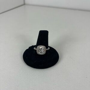Elegant‎ Silver Women's Ring